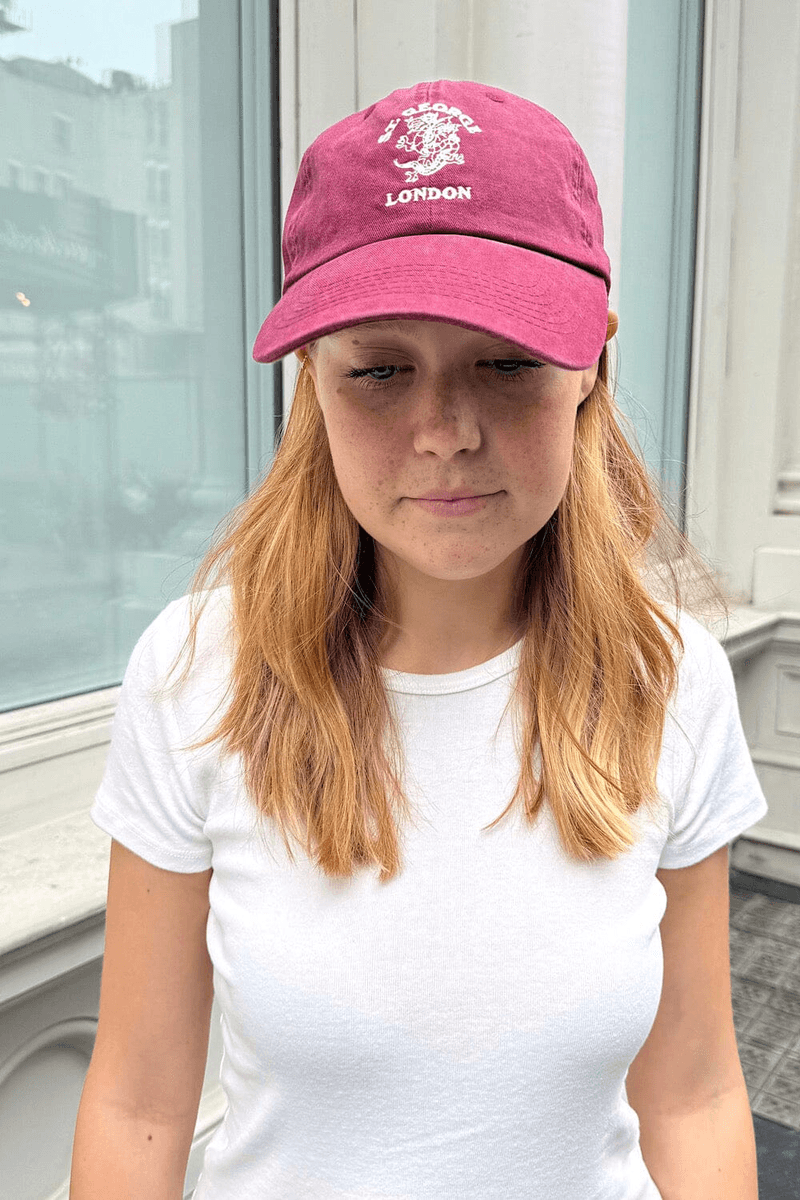 Brandy Melville Katherine ST. George London Cap Burgundy