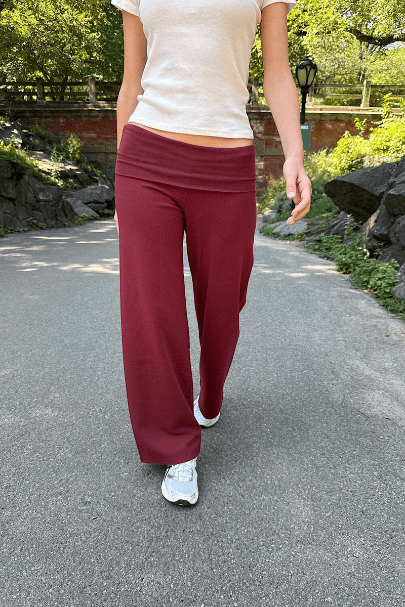 Brandy Melville Priscilla Broek Bordeaux