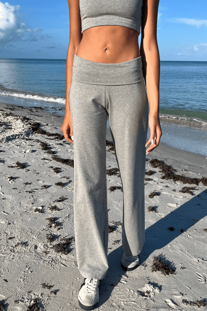 Brandy Melville Celana Priscilla Abu-abu Heather