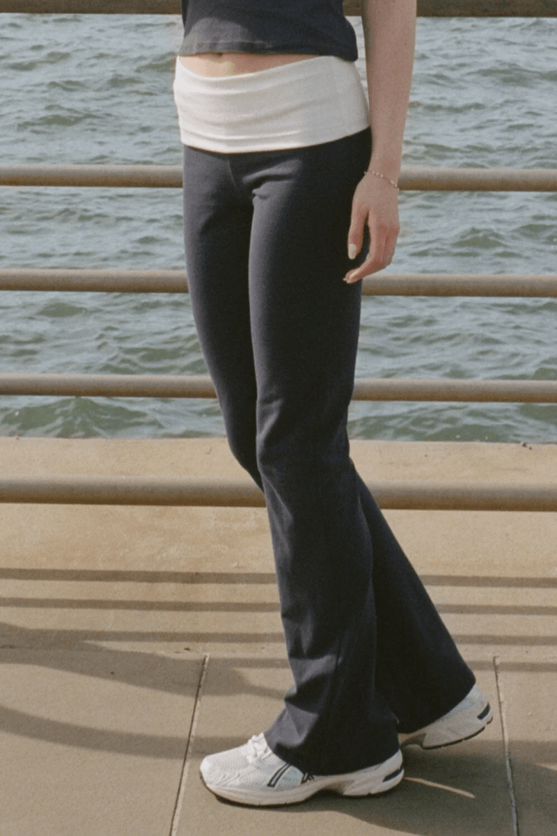 Pantalons Priscilla Navy Brandy Melville