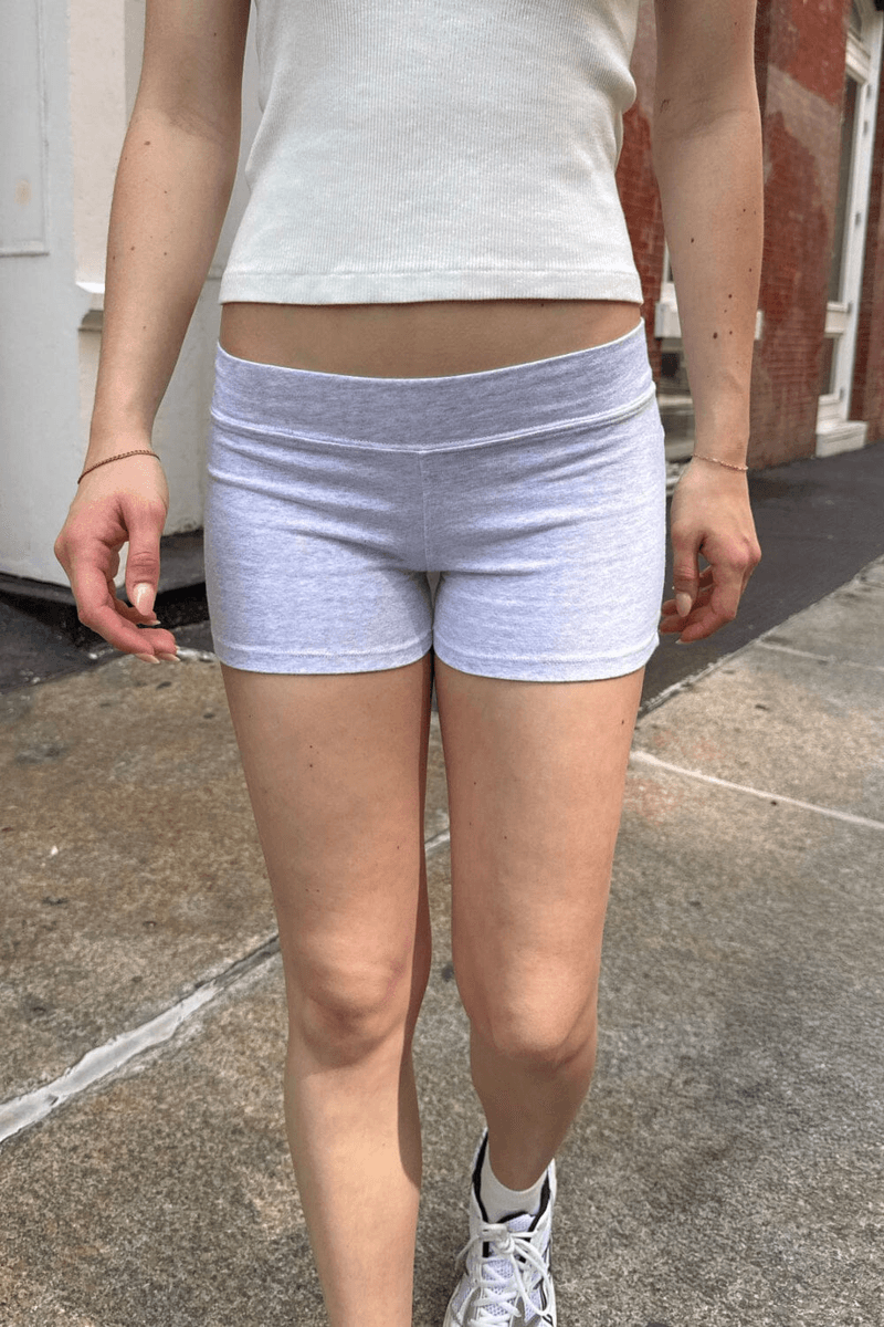 Brandy Melville Madelyn Shorts Abu-abu Muda Heather