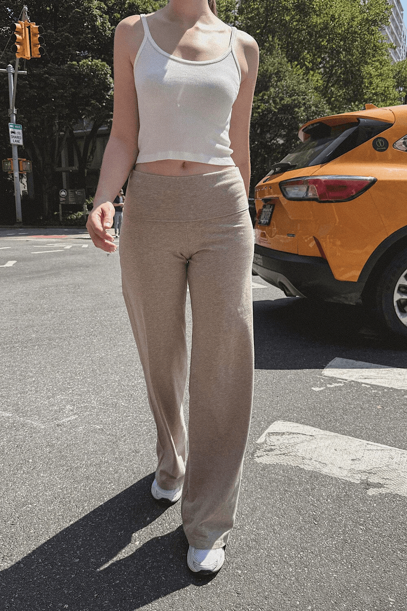 Brandy Melville Celana Priscilla Beige Gelap