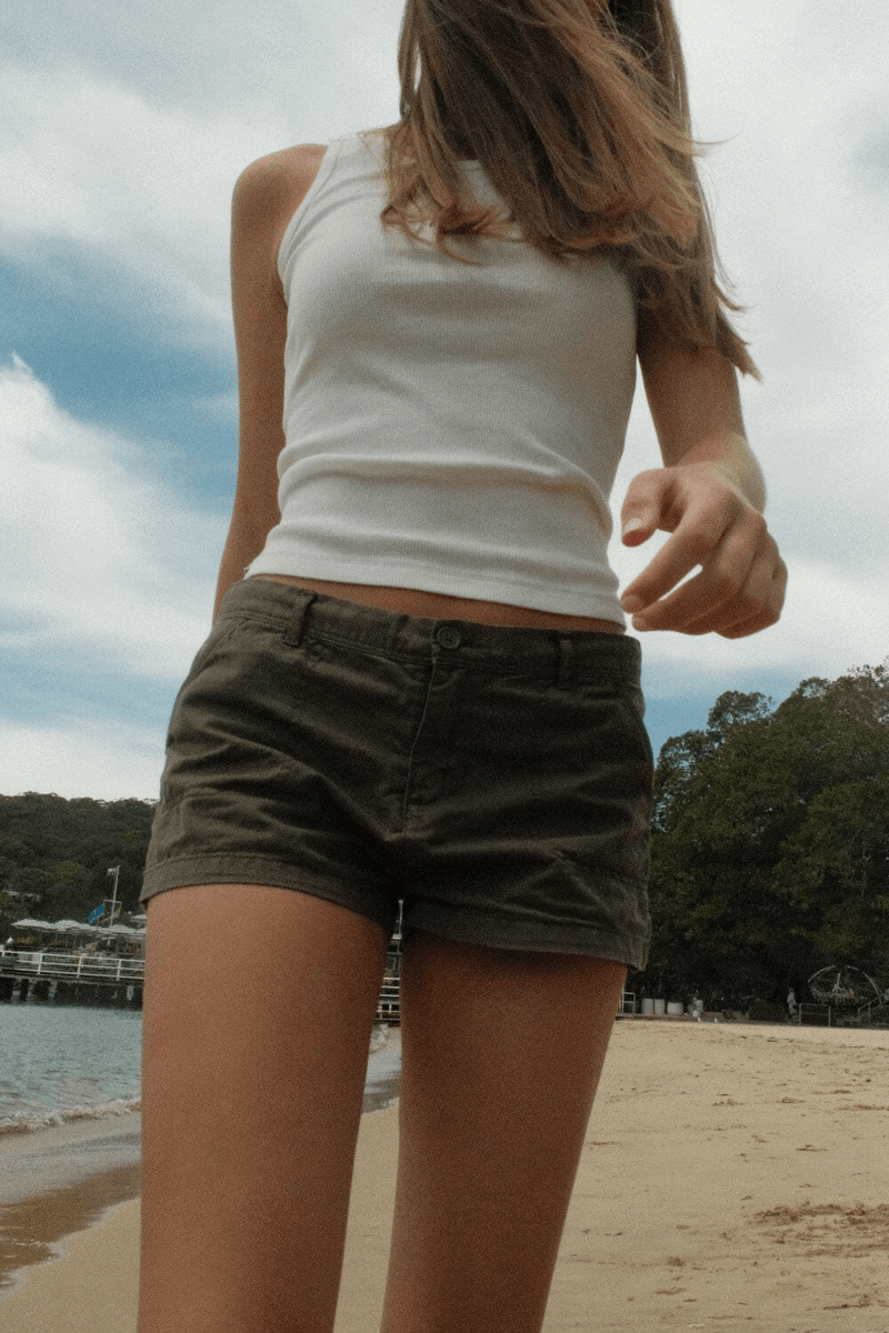 Brandy Melville Maeve Shorts Hutan Dalam