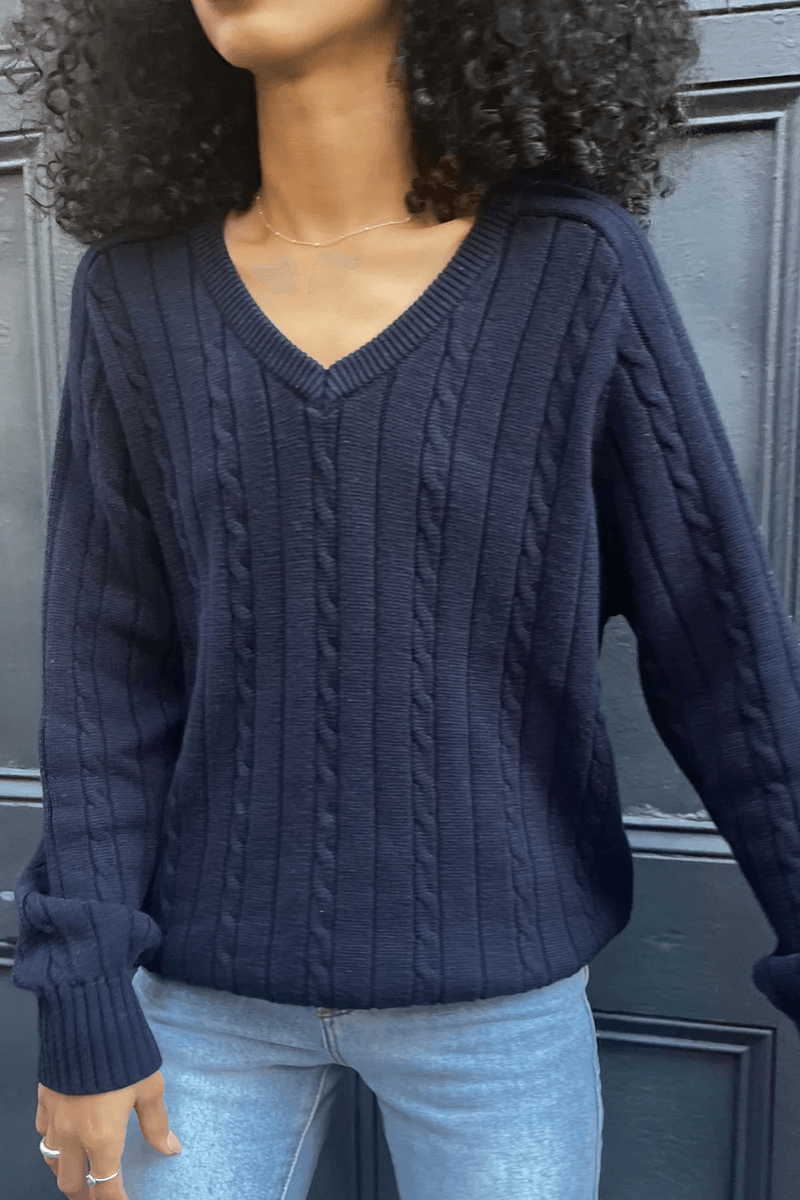 Brandy Melville Ida Sweater Rajut Kabel Katun V-neck Biru Navy