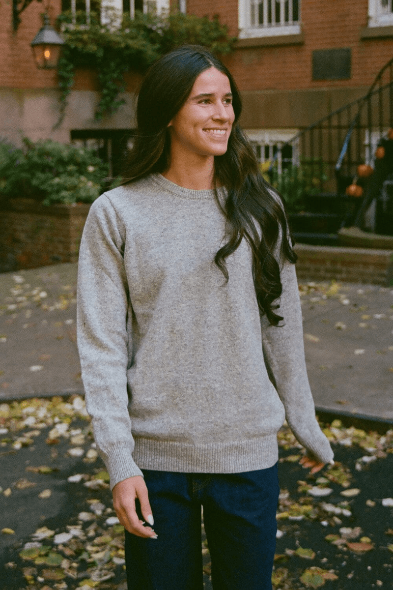 Brandy Melville Sweater Martha Abu-abu