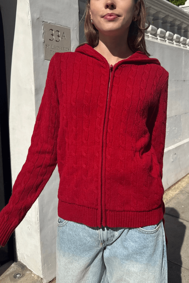 Brandy Melville Ayla Sweater Rajut Kabel Merah