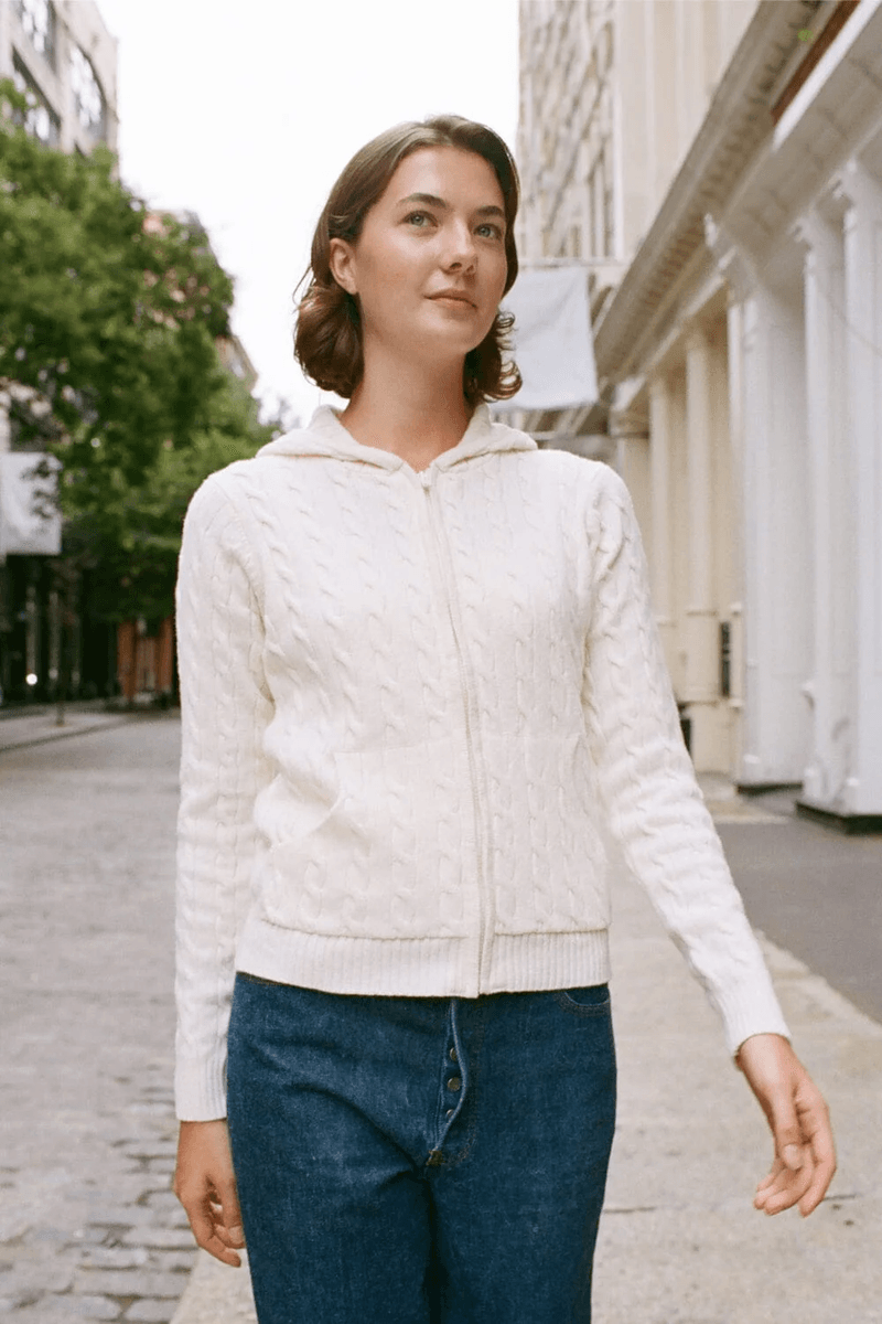 Brandy Melville Ayla Sweater Rajut Kabel Ivory