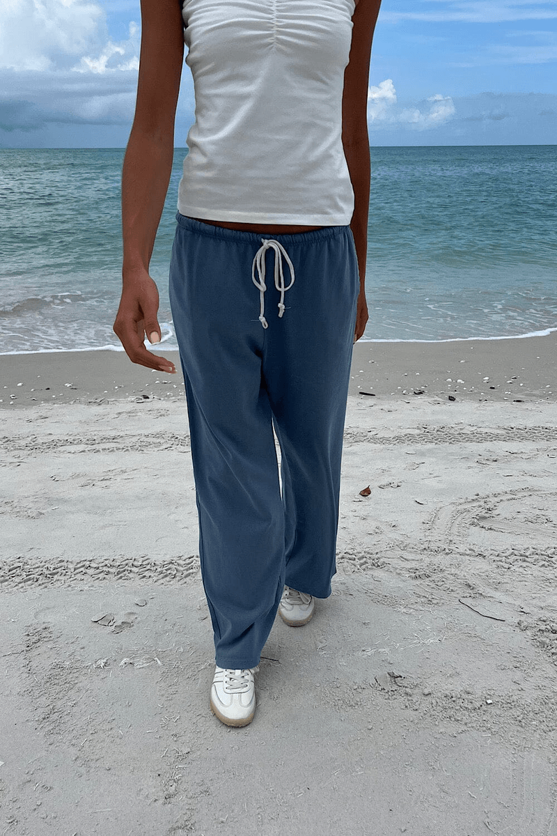 Brandy Melville Jesienne Spodnie Dresowe Z Wiązaniem W Kolorze Niebieskiego Nieba