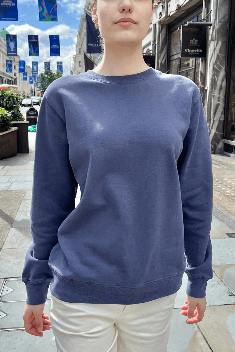 Brandy Melville Erica Basic Crewneck Desbotado Marinho (não Habilitar) Ok