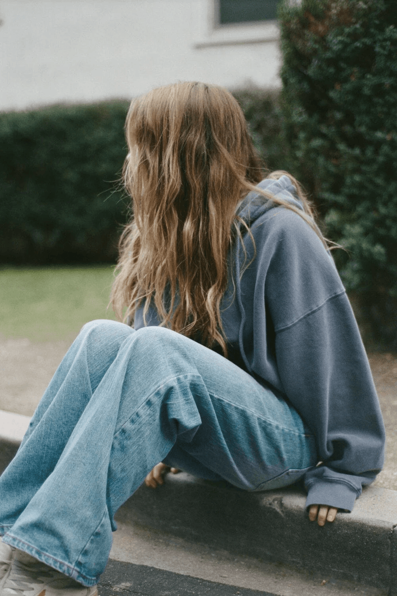 Brandy Melville Christy Hoodie Biru Navy Pudar