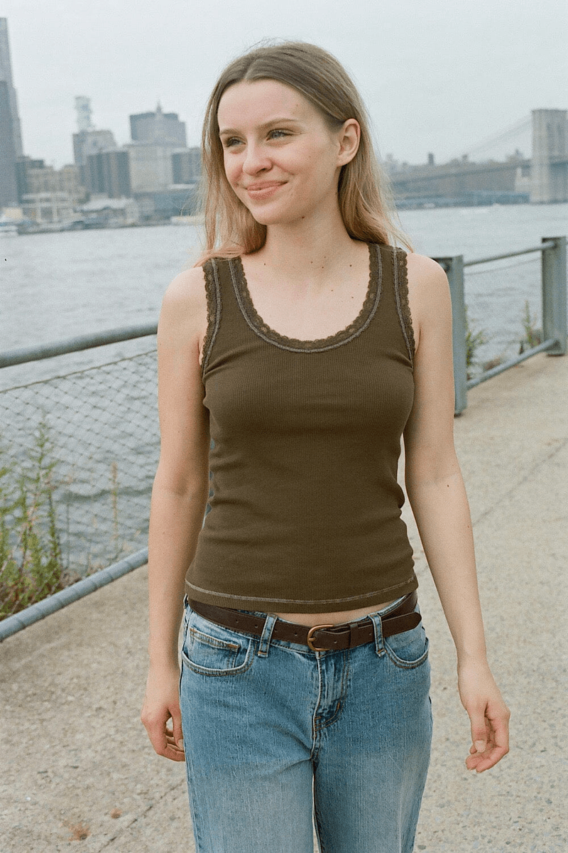 Brandy Melville Ronnie Rib Krajkový Top Tmavě Hnědý