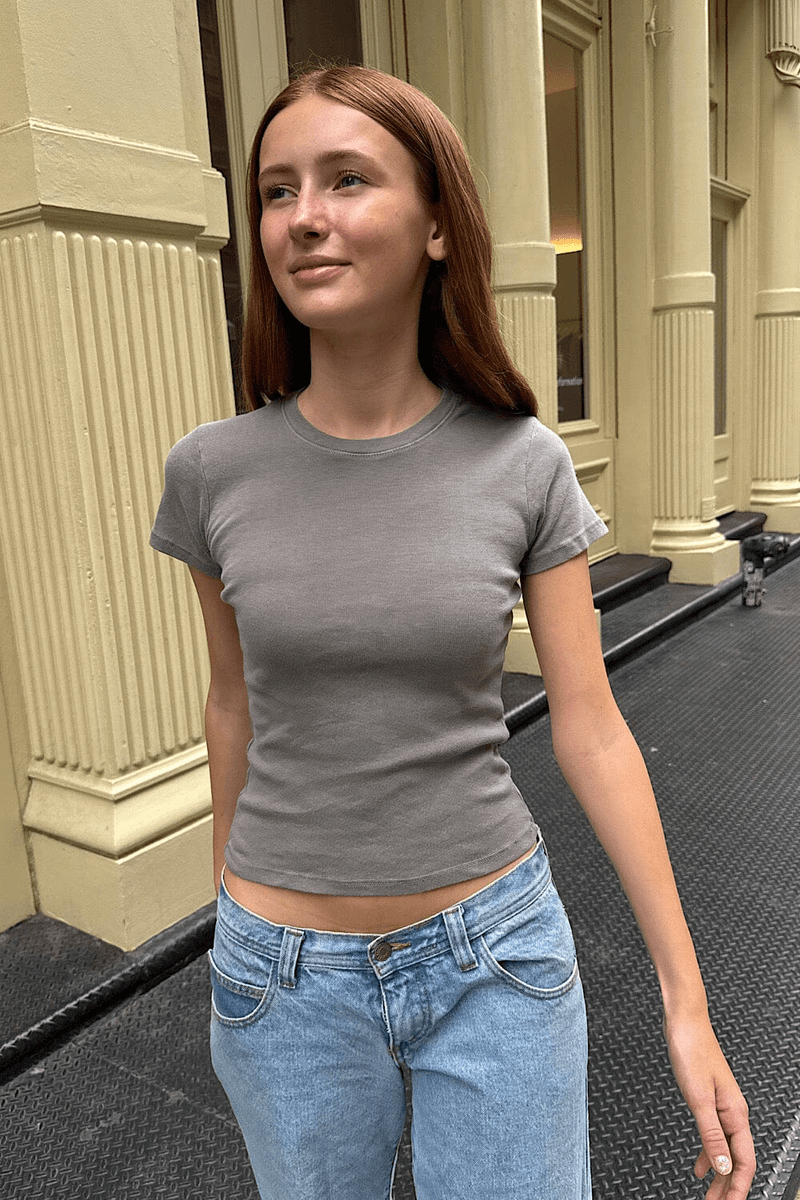 Brandy Melville Loreen Top Gris Charbon Clair