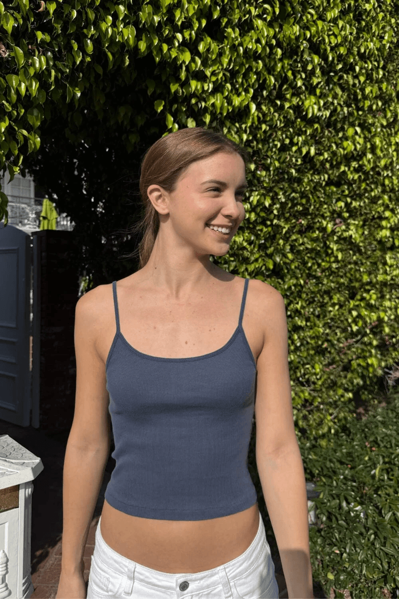 Brandy Melville Skylar žebrovaný Top Vybledlá Modrá