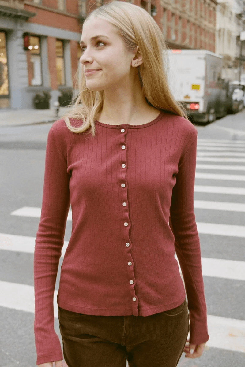 Brandy Melville Zelly Eyelet Top Burgundská