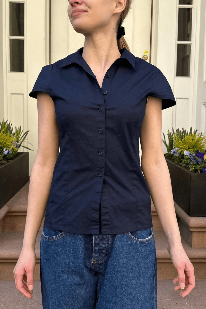 Brandy Melville Rue Top Navy Blue (jangan Aktifkan) Ok