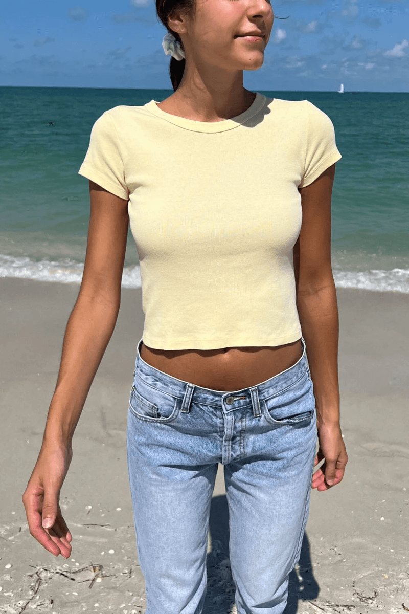 Brandy Melville Hailie Top Pastel Kuning