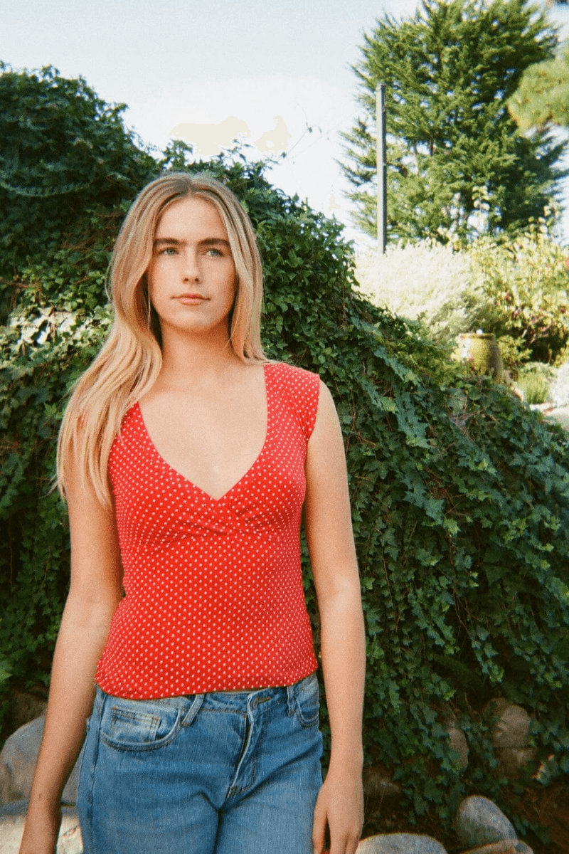 Brandy Melville Amara Débardeur à Pois Rouge Avec Des Pois Blancs