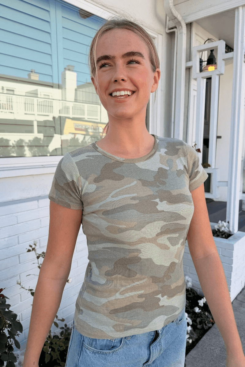 Brandy Melville Hailie Haut Camouflage Léger