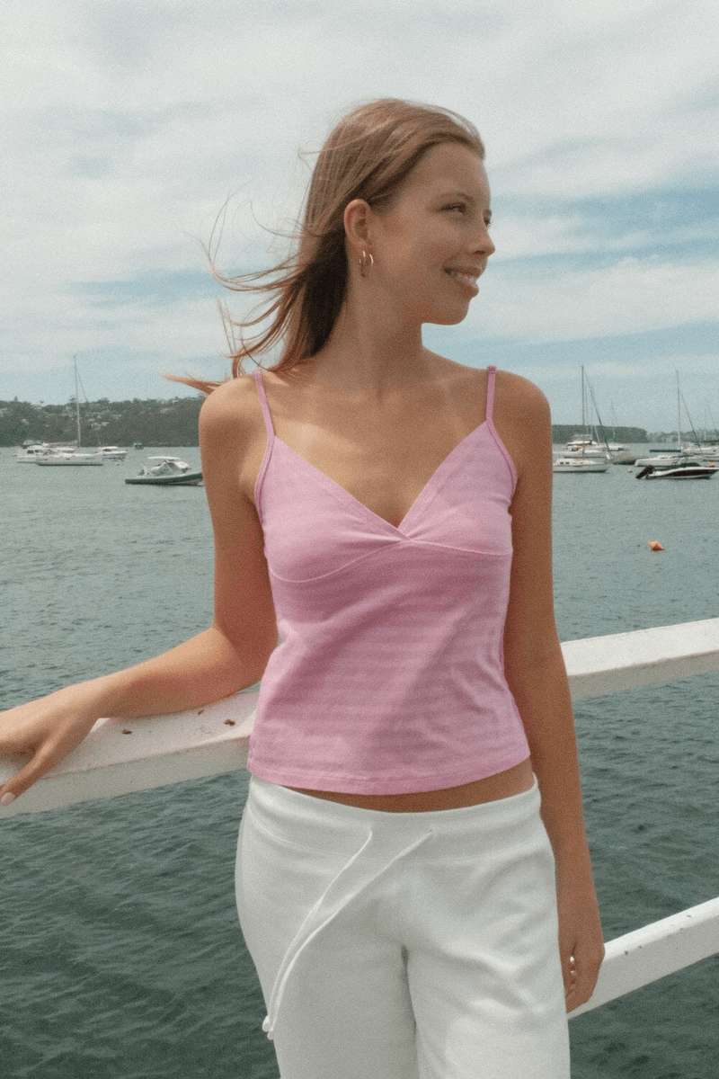 Brandy Melville Tiffany Tank Bergaris Bubblegum Pink Dan Garis-garis Pink