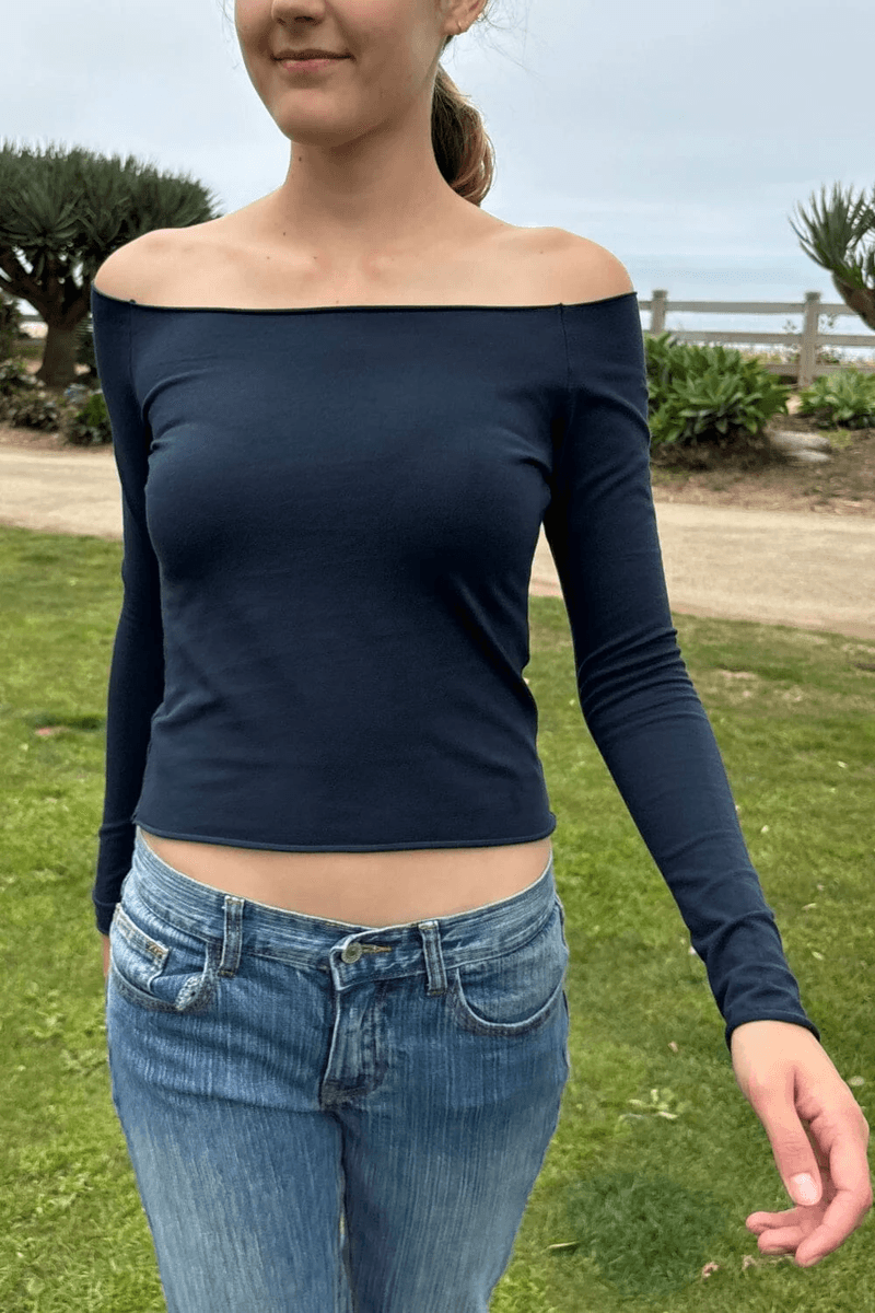 Brandy Melville Bonnie Top Biru Navy