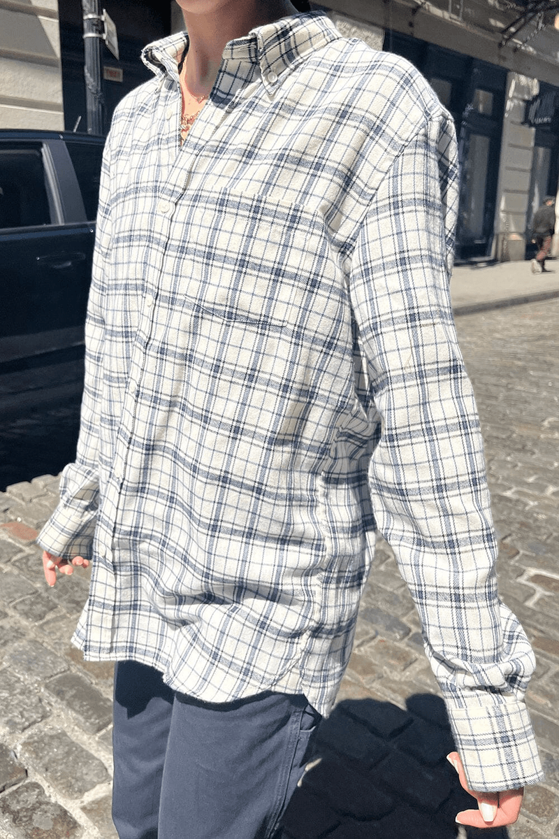 Brandy Melville Hazel Flannel Top Elfenben Med Marineblå Tern (aktiver Ikke) Ok